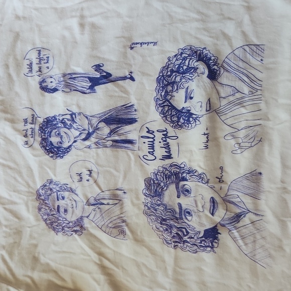 Encanto Camilo Tee - Picture 2 of 3